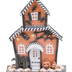 Halloween Gingerbread House Decor